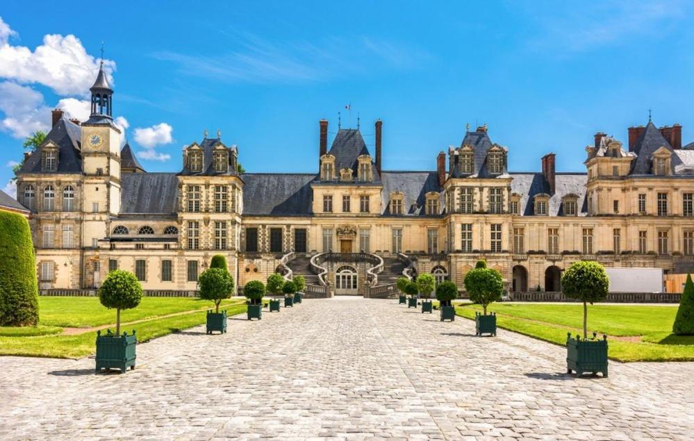 Le Bon'Aparte - Hypercentre De Fontainebleau Exterior photo